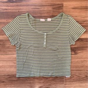 Levi’s Green Henley Top